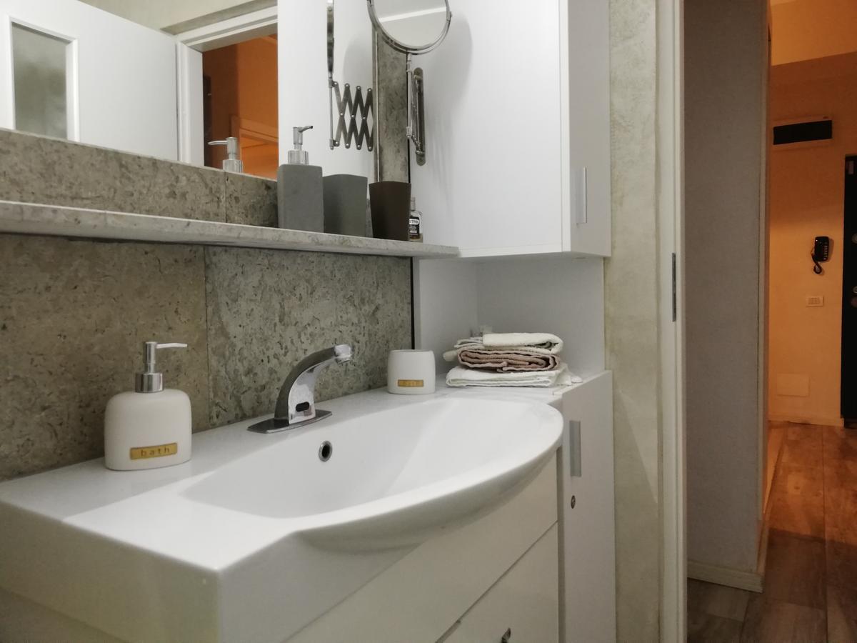 コンスタンツァTomis Apartamentアパートメント エクステリア 写真